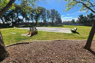 40667 N ClubHouse St, San Tan Valley, AZ 85140 - Photo 37