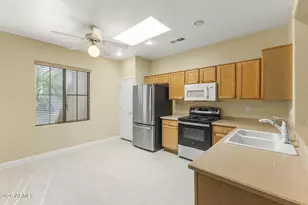 16962 W Marcos De Niza Dr, Surprise, AZ 85387 - Photo 11