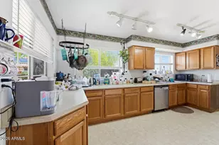 511 N 94th Cir, Mesa, AZ 85207 - Photo 3