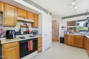 511 N 94th Cir, Mesa, AZ 85207 - Photo 5