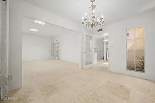 913 E Laguna Dr, Tempe, AZ 85282 - Photo 9