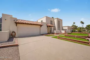 913 E Laguna Dr, Tempe, AZ 85282 - Photo 3