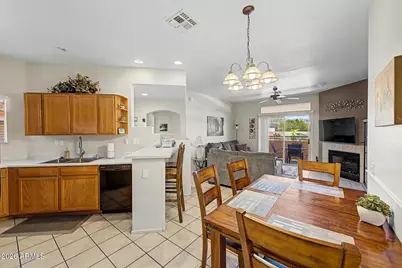 10410 N Cave Creek Road #2052, Phoenix, AZ 85020 - Photo 7