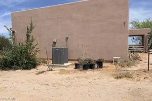 8802 S 537th Ave, Tonopah, AZ 85354 - Photo 15