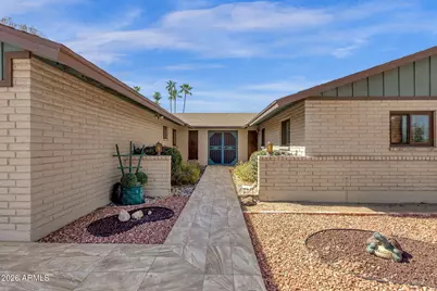 709 E Royal Palm Road E, Phoenix, AZ 85020 - Photo 1