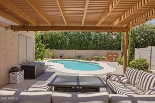 9680 S Dromedary Dr, Tempe, AZ 85284 - Photo 27