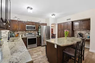 9680 S Dromedary Dr, Tempe, AZ 85284 - Photo 13