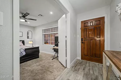 3907 W Paradise Drive, Phoenix, AZ 85029 - Photo 5