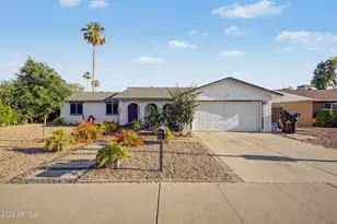 3907 W Paradise Dr, Phoenix, AZ 85029 - Photo 1