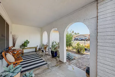 3907 W Paradise Drive, Phoenix, AZ 85029 - Photo 3
