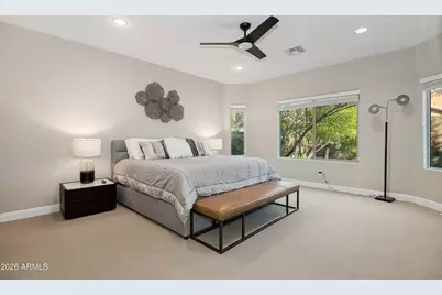 3760 E Covey Lane, Phoenix, AZ 85050 - Photo 15