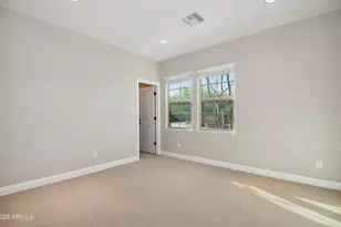 3760 E Covey Ln, Phoenix, AZ 85050 - Photo 27