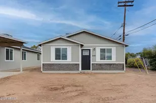 2210 E Alta Vista Rd, Phoenix, AZ 85042 - Photo 13