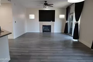 7401 W Arrowhead Clubhouse Dr, Glendale, AZ 85308 - Photo 9