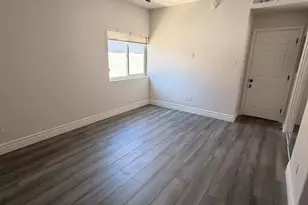 7401 W Arrowhead Clubhouse Dr, Glendale, AZ 85308 - Photo 33