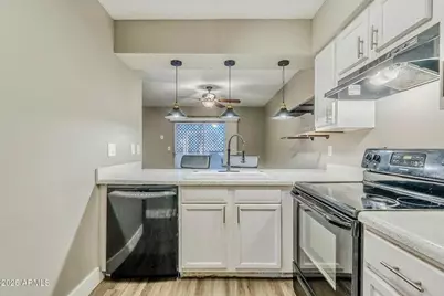 1826 N Spring #201, Mesa, AZ 85203 - Photo 5