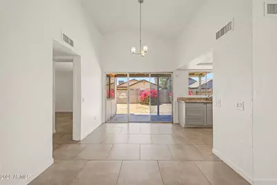 7306 N 69th Avenue, Glendale, AZ 85303 - Photo 7