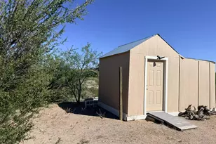 1924 E Blackberry Ln, Huachuca City, AZ 85616 - Photo 11