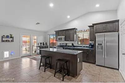 6908 W Sierra Vista Drive, Glendale, AZ 85303 - Photo 7