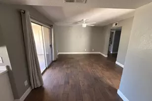10610 S 48th St, Phoenix, AZ 85044 - Photo 3