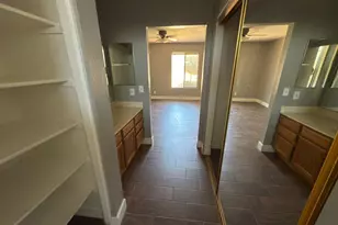 10610 S 48th St, Phoenix, AZ 85044 - Photo 11