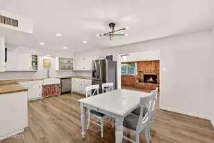 2142 W Meadow Dr, Phoenix, AZ 85023 - Photo 7