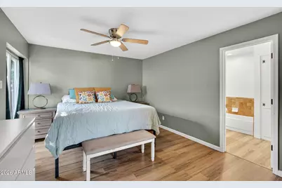 2142 W Meadow Drive, Phoenix, AZ 85023 - Photo 19