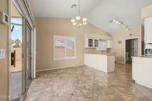 10852 W Harmony Ln, Peoria, AZ 85373 - Photo 9