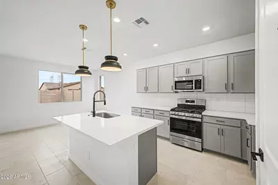 22318 W Irma Lane, Surprise, AZ 85387 - Photo 3
