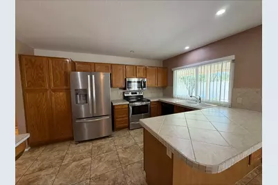 18730 N 98th Lane, Peoria, AZ 85382 - Photo 9