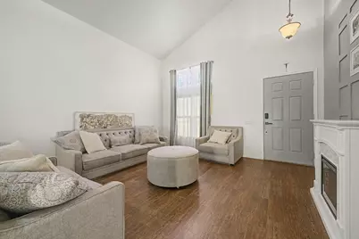 12926 W Cheery Lynn Road, Avondale, AZ 85392 - Photo 5