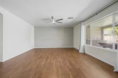 12926 W Cheery Lynn Road, Avondale, AZ 85392 - Photo 9