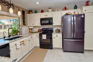 403 Leisure World, Mesa, AZ 85206 - Photo 7