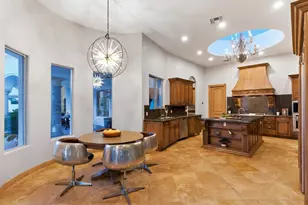 9071 N 53rd Pl, Paradise Valley, AZ 85253 - Photo 13