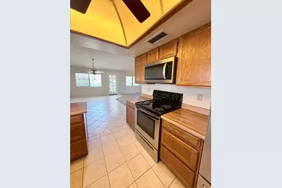 9619 W Taro Lane, Peoria, AZ 85382 - Photo 7