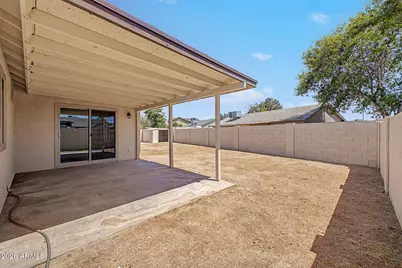 6937 W Sheila Lane, Phoenix, AZ 85033 - Photo 35