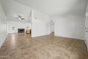 6937 W Sheila Ln, Phoenix, AZ 85033 - Photo 11