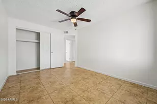 6937 W Sheila Ln, Phoenix, AZ 85033 - Photo 25