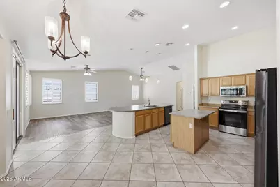 8216 W Crocus Drive, Peoria, AZ 85381 - Photo 17