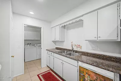 730 S Parkcrest --, Mesa, AZ 85206 - Photo 3