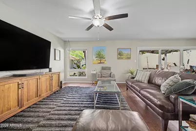 4316 E Piccadilly Road, Phoenix, AZ 85018 - Photo 11