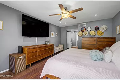 4316 E Piccadilly Road, Phoenix, AZ 85018 - Photo 17