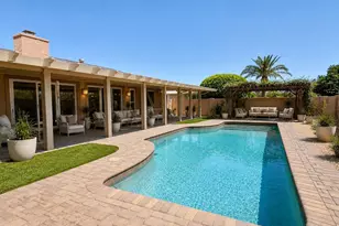 10401 W Desert Rock Dr, Sun City, AZ 85351 - Photo 25