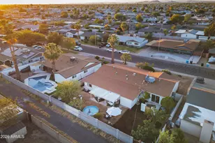 3307 W Shaw Butte Dr, Phoenix, AZ 85029 - Photo 41