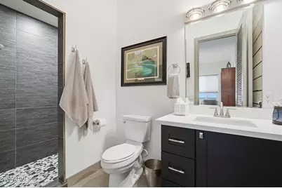 3422 N 60th Street, Phoenix, AZ 85018 - Photo 15