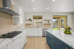 1391 E Bluebird Dr, Gilbert, AZ 85297 - Photo 5