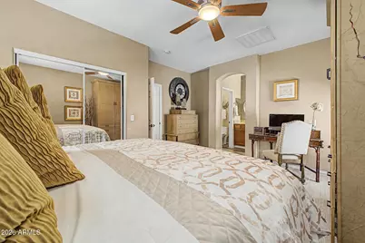 2504 W Old Paint Trail, Phoenix, AZ 85086 - Photo 13
