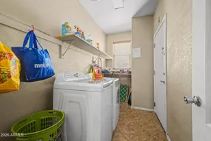 45713 W Mountain View Rd, Maricopa, AZ 85139 - Photo 27