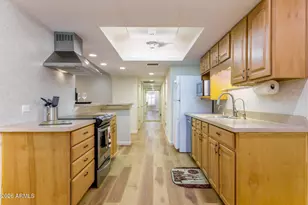 19226 N Sombrero Circle, Sun City, AZ 85373 - Photo 5