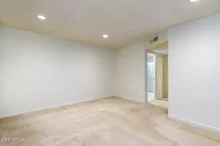 19226 N Sombrero Circle, Sun City, AZ 85373 - Photo 17